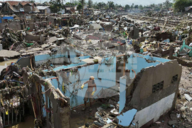 APTOPIX Philippines Extreme Weather Asia Typhoon