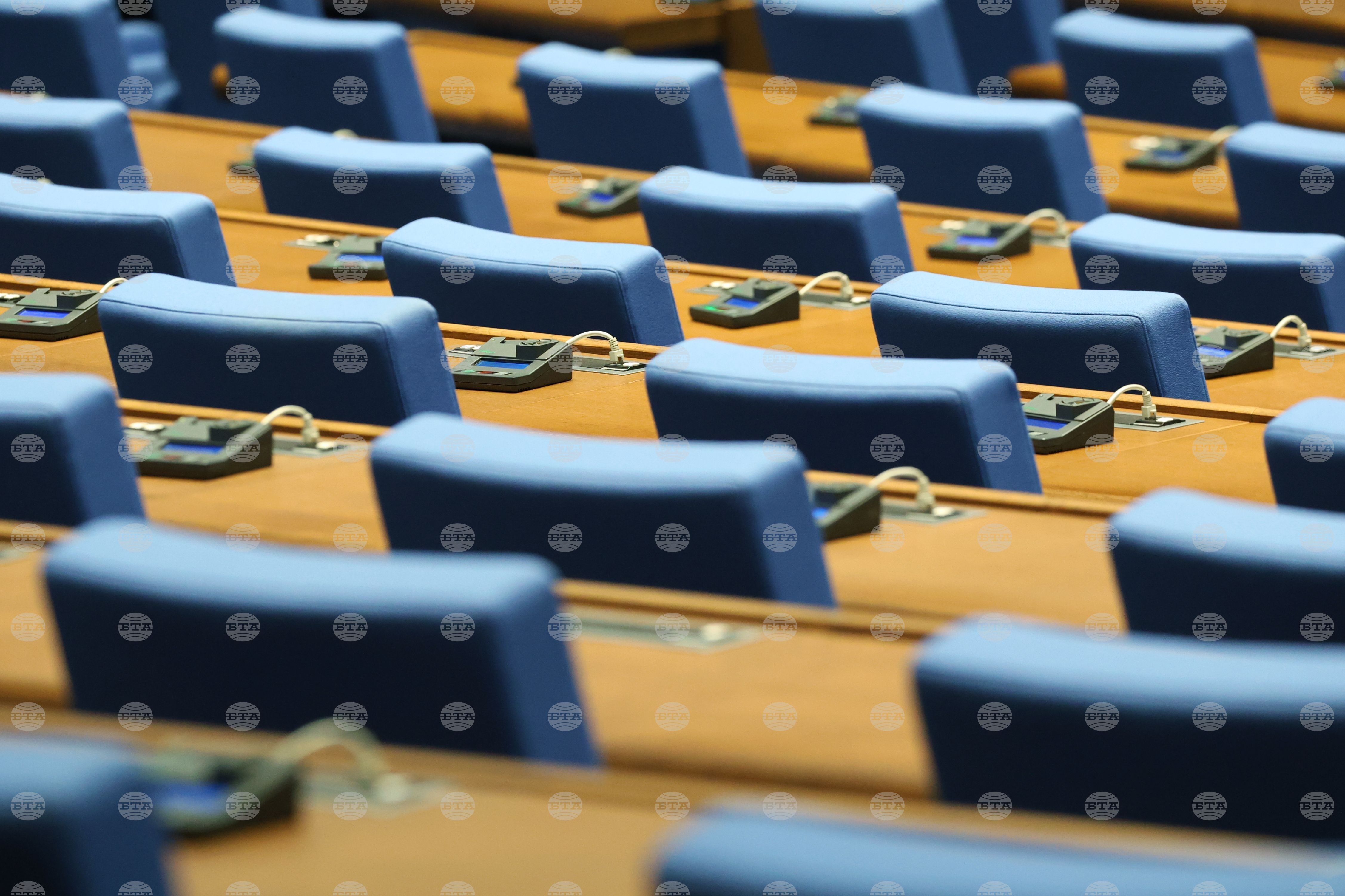 Блицконтрол и редовен парламентарен контрол са предвидени в дневния ред на днешното пленарно заседание