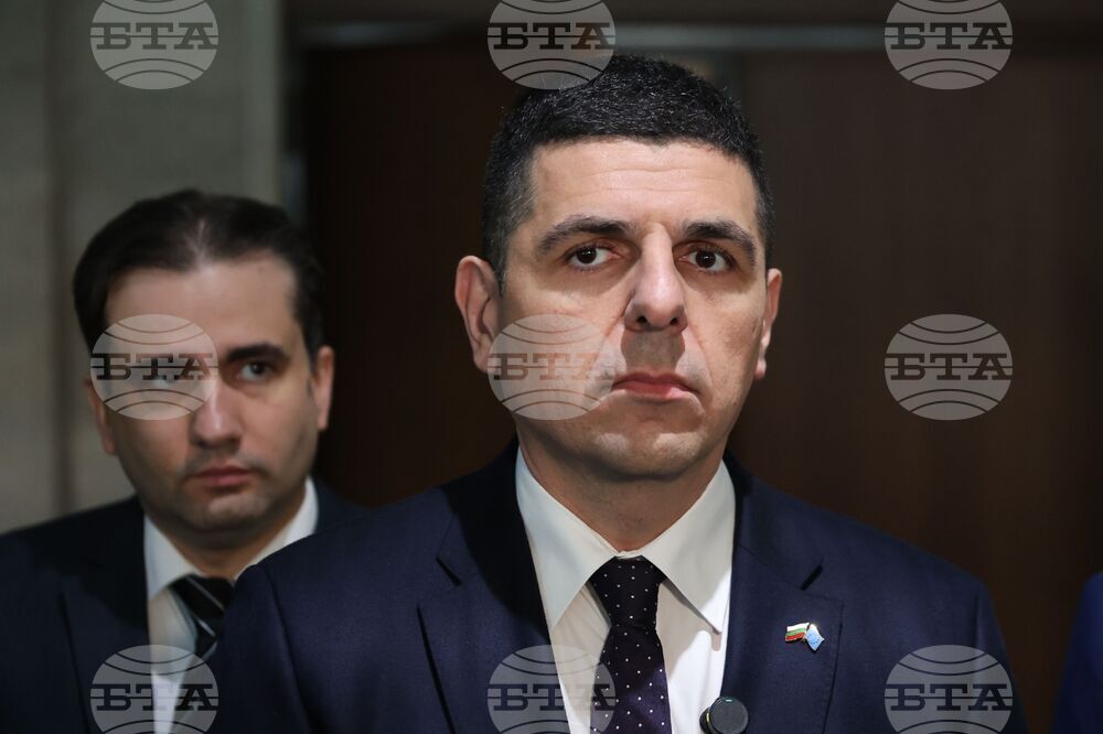 България и Румъния да поискат консултации по член 4 от Договора за НАТО, предлагат от „Да, България“