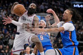 Thunder Clippers Basketball