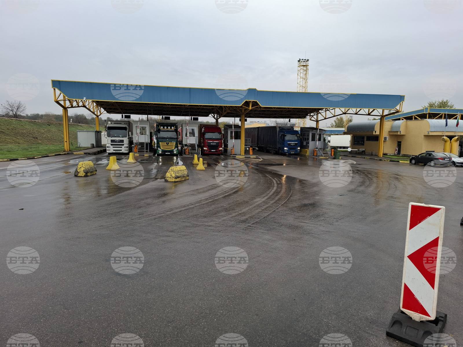 Most čez Donavo pri Ruse ponovno odprt za tovornjake