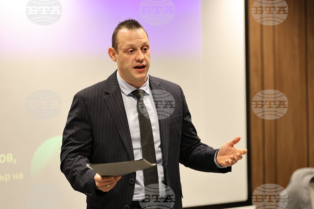 Сред целите на ядрената електроенергетика е изграждане на седми и осми блок на АЕЦ "Козлодуй" с технология AP1000, каза зам.-министър Георги Самандов