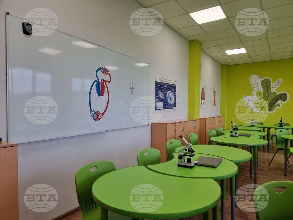 Кюстендил - STEM център - училище