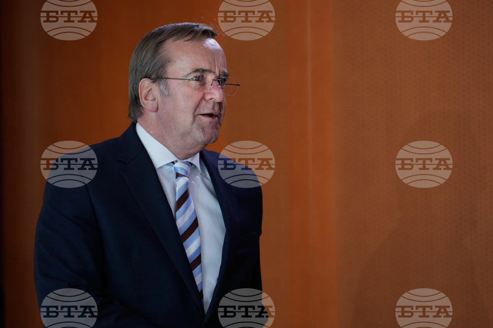 Германия се придържа към крайния срок за решаване на бъдещето на френско-германския изтребител шесто поколение