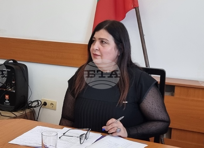 С изключение на Варна, всички общини в областта са готови за зимата, каза областният управител Андрияна Андреева