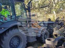 Шумен - незаконно сметище - почистване