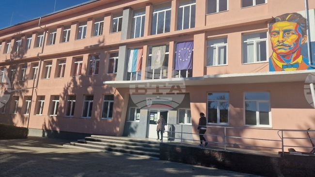 Нов STEM център отвори врати в училището в село Крепча, община Опака