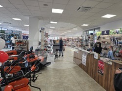 Плевен - „Дкар консулт търговски център“