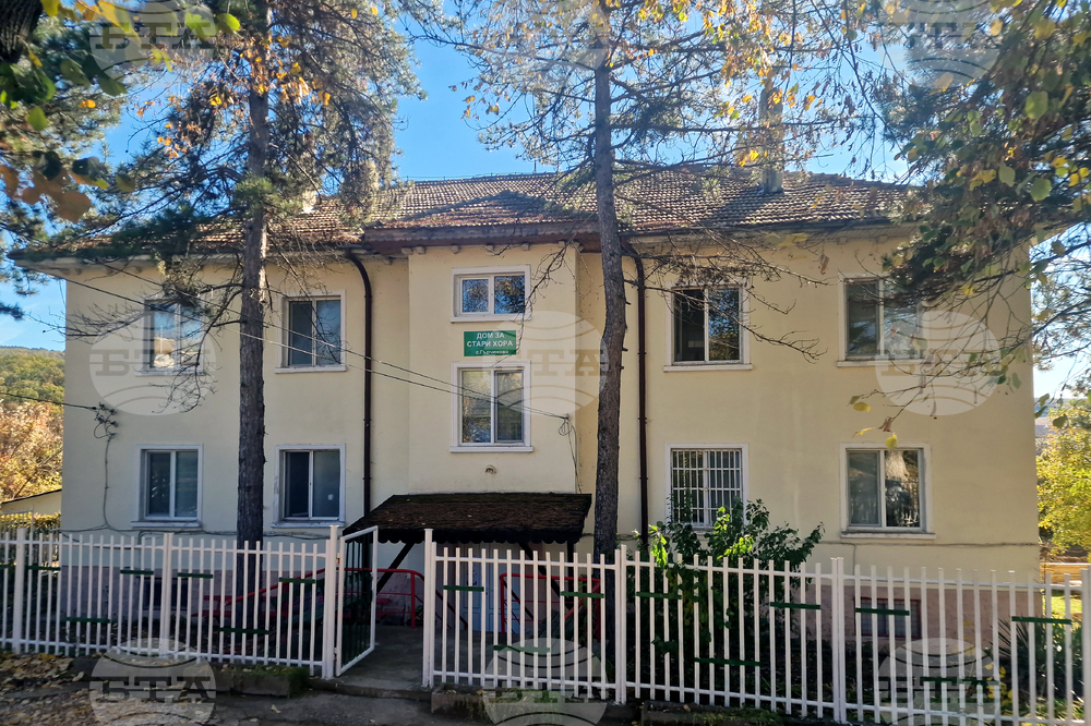 Кампанията "НЗОК за теб" продължава през ноември със срещи с жители на общините Опака и Антоново 