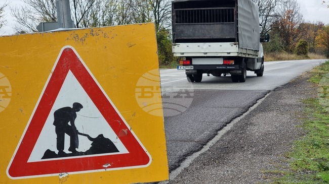 Свличане на земна маса и камъни са отстранени по пътя Невестино - Бобошево