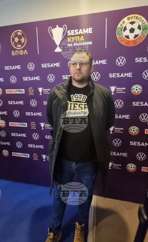 "Радваме се, че излизаме срещу Левски за купата, но има отбори в Първа лига, които бихме отстранили", категоричен е треньорът на Витоша (Бистрица)
