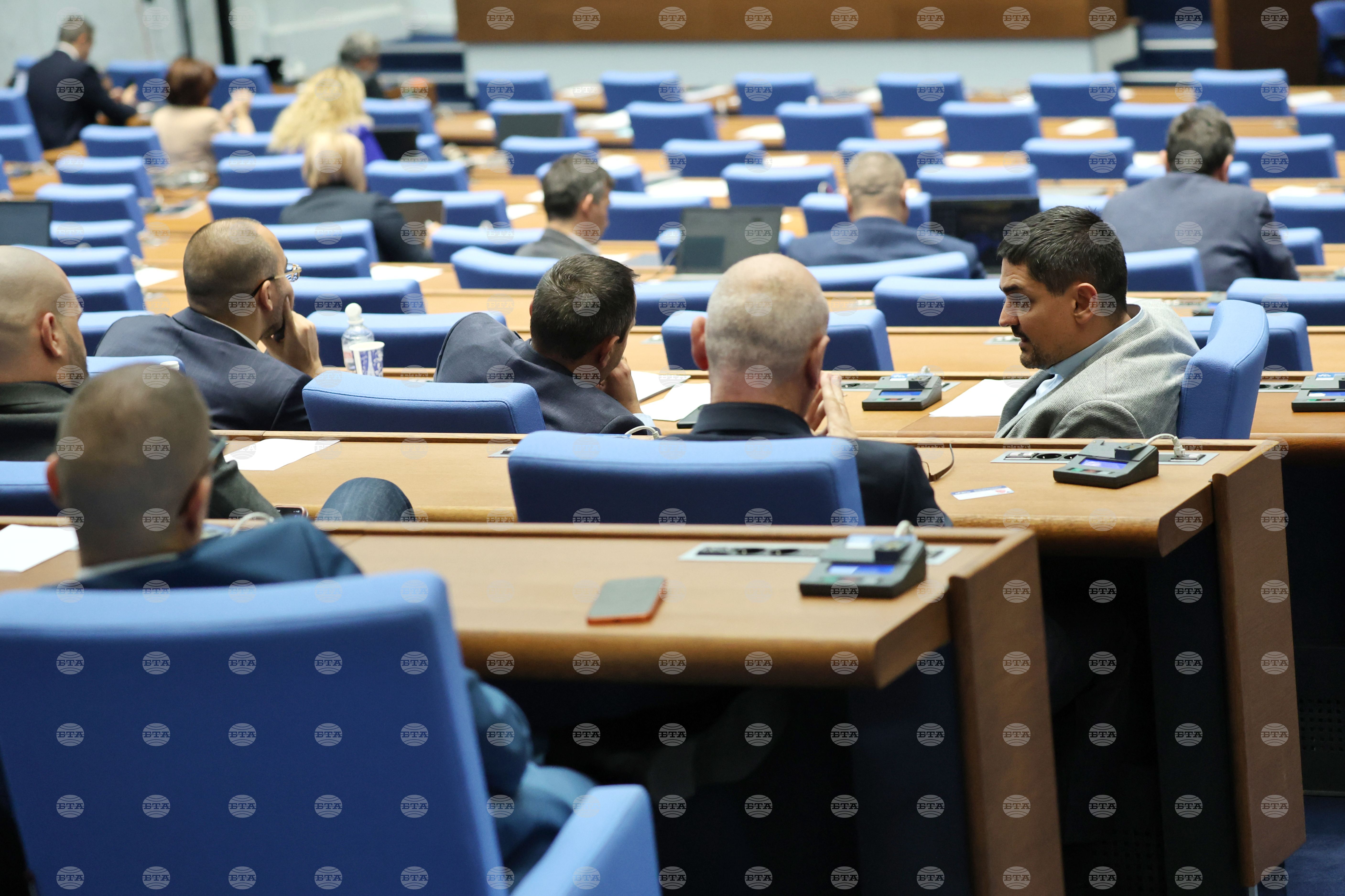 Парламентът отхвърли проекторешението на МЕЧ българската държава да придобие „Лукойл Нефтохим Бургас“ АД и „Лукойл-България“ ЕООД