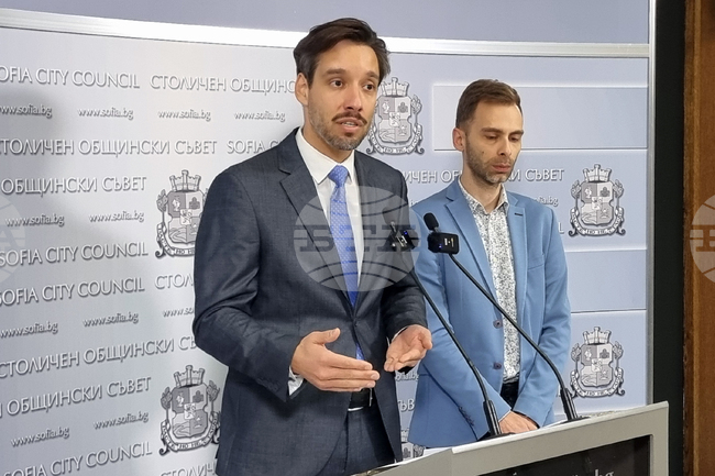 Реформата на Васил Терзиев в паркирането е размита версия на предложенията на "Спаси София", заяви Борис Бонев