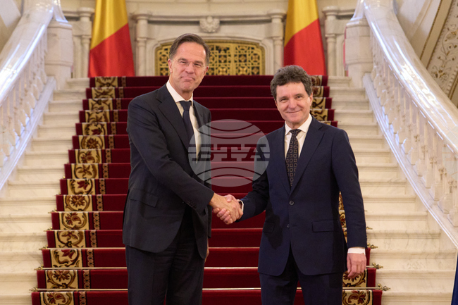 Генералният секретар на НАТО Марк Рюте пристигна на първо официално посещение в Румъния; ще участва във форум за отбраната