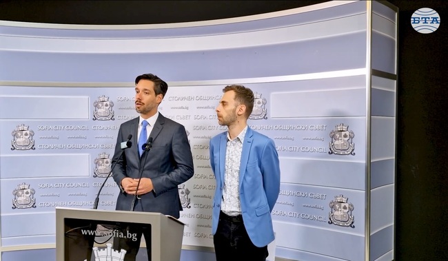 Реформата в паркирането на Васил Терзиев е размита версия на предложенията на "Спаси София", заяви Борис Бонев