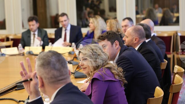 Комисията по енергетика в Народното събрание прие повторно законовите промени, свързани с особения управител в "Лукойл"