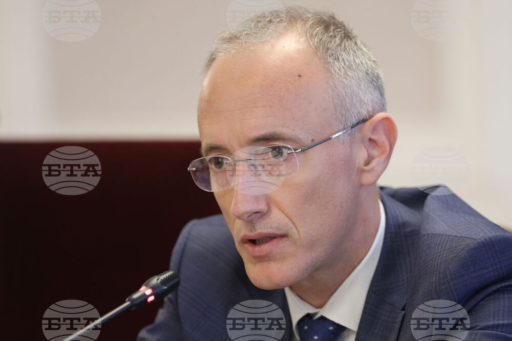 Bulgaria to Hold Discussion on Social Media Use by Children on November 20