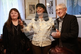 Дом „Дора Габе“ - „Ваня Петкова“ - награждаване