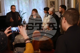 Дом „Дора Габе“ - „Ваня Петкова“ - награждаване