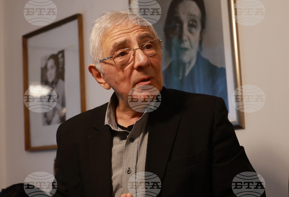 Дом „Дора Габе“ - „Ваня Петкова“ - награждаване