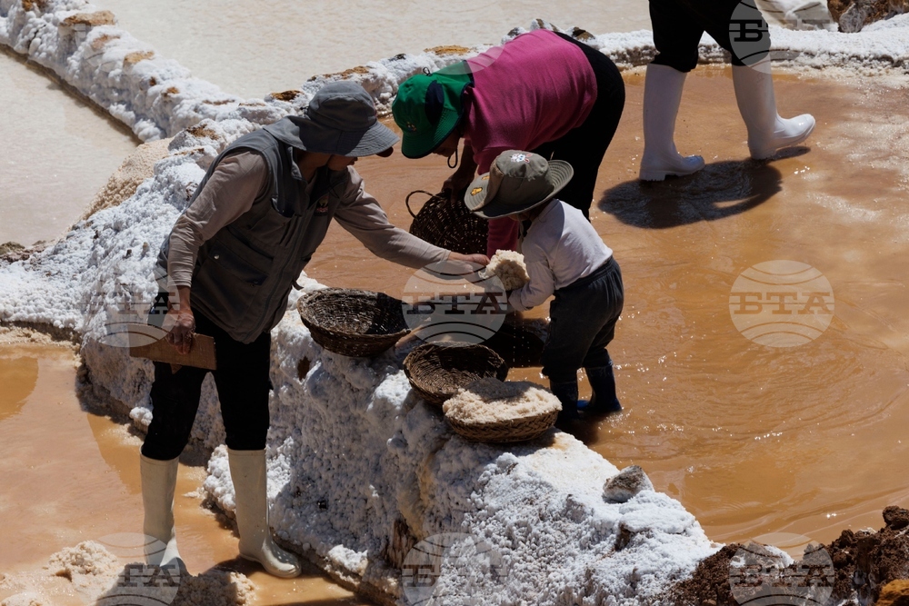 Peru Salt Mines Photo Gallery