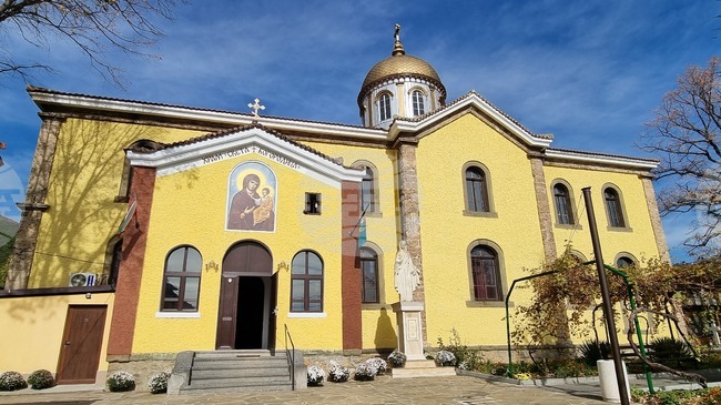 Вечер на църковни песнопения ще се състои в храм „Св. Богородица“ в Сливен
