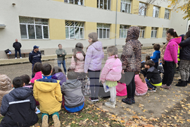 Ловеч - Детско полицейско управление - занятие със служебно куче
