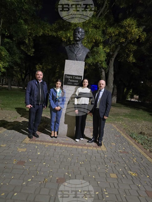 Росица Кирова: Ще продължим да съдействаме за подписването на нов протокол за Болградската гимназия "Георги Раковски"