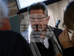 Галерия „Академия“ - проф. Иван Газдов - 80-годишнина - изложба