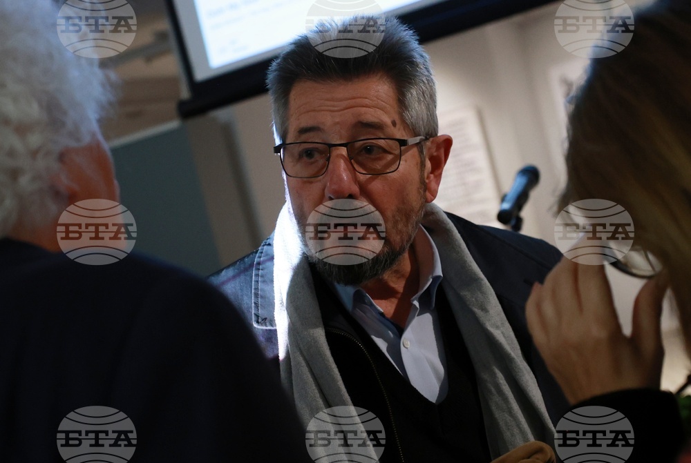 Галерия „Академия“ - проф. Иван Газдов - 80-годишнина - изложба