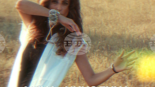 Нина Николина снима видеото на „Страх от високо“ в Странджа