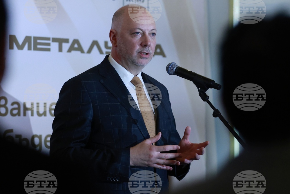 PM Expects Renewal of Dialogue with Social Partners on Draft Budgets