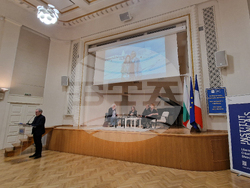 Френски културен институт - лекция - Кристо и Жан-Клод