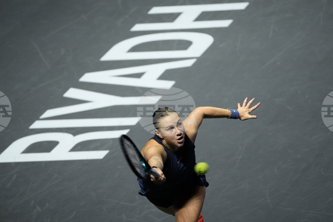 APTOPIX Saudi Arabia Tennis WTA Finals