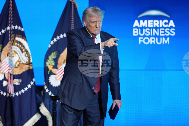 Вероятно САЩ работят по план за премахване на ядрените оръжия заедно с Русия и Китай, заяви Тръмп 