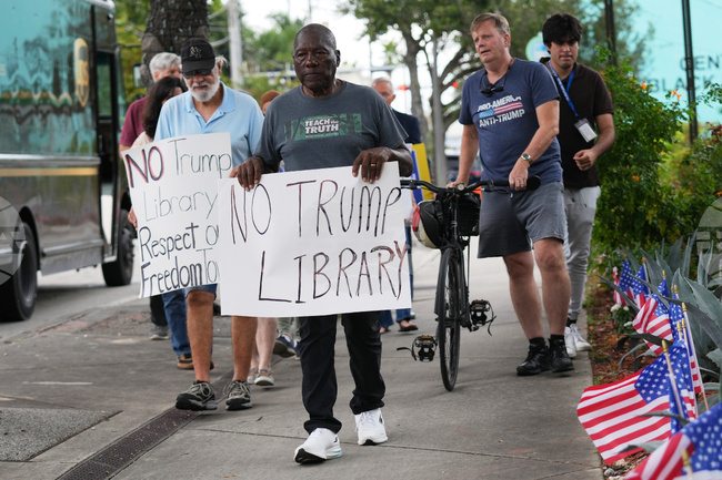 Trump Protest Miami