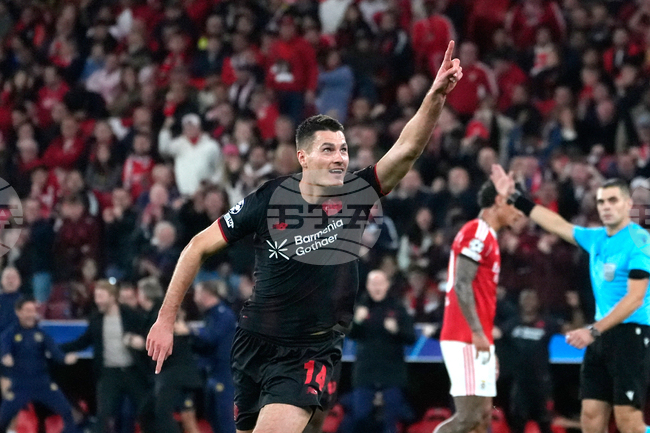 В Байер Леверкузен се надяват Патрик Шик отново да бъде част от отбора след лечение на контузия