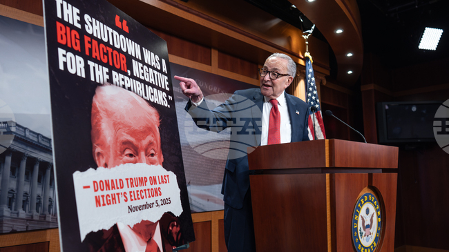 Западни издания коментират разрива сред демократите в Сената, проправил пътя към край на бюджетната парализа в САЩ