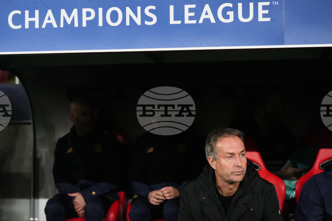 Треньорът на Байер Леверкузен Каспер Хюлманд засипа с похвали младия си тим за победата над Бенфика в Шампионската лига