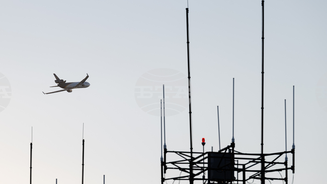 Ю Пи Ес и "ФедЕкс" спират полетите си с товарни самолети МД-11 след инцидента на летище в американския щат Кентъки