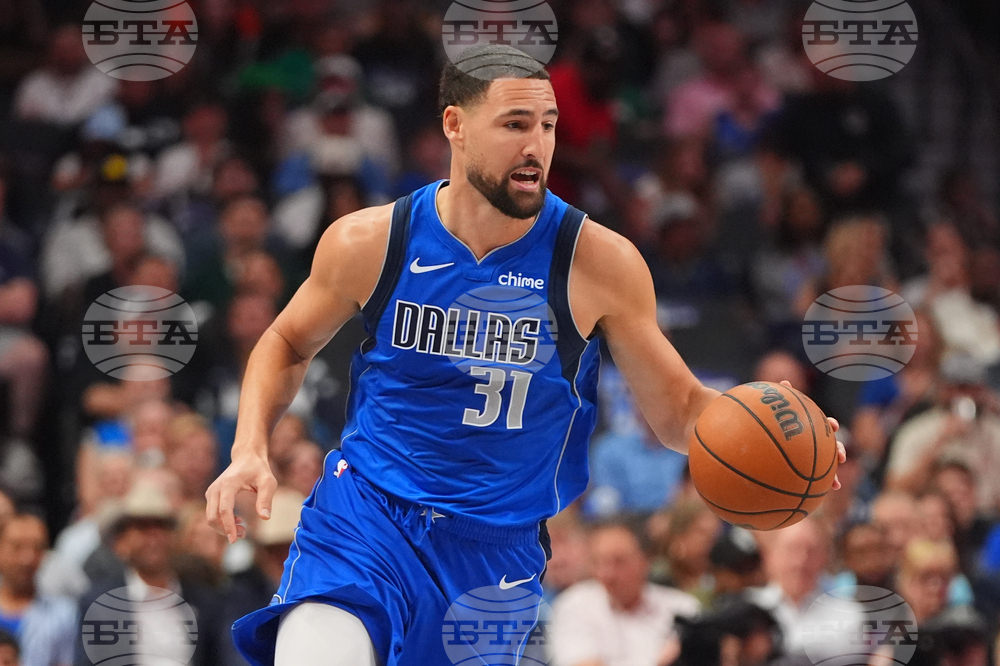 Pelicans Mavericks Basketball