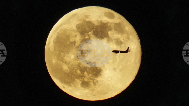 Първият метеорен поток за годината и суперлуна ще се синхронизират в януарското небе