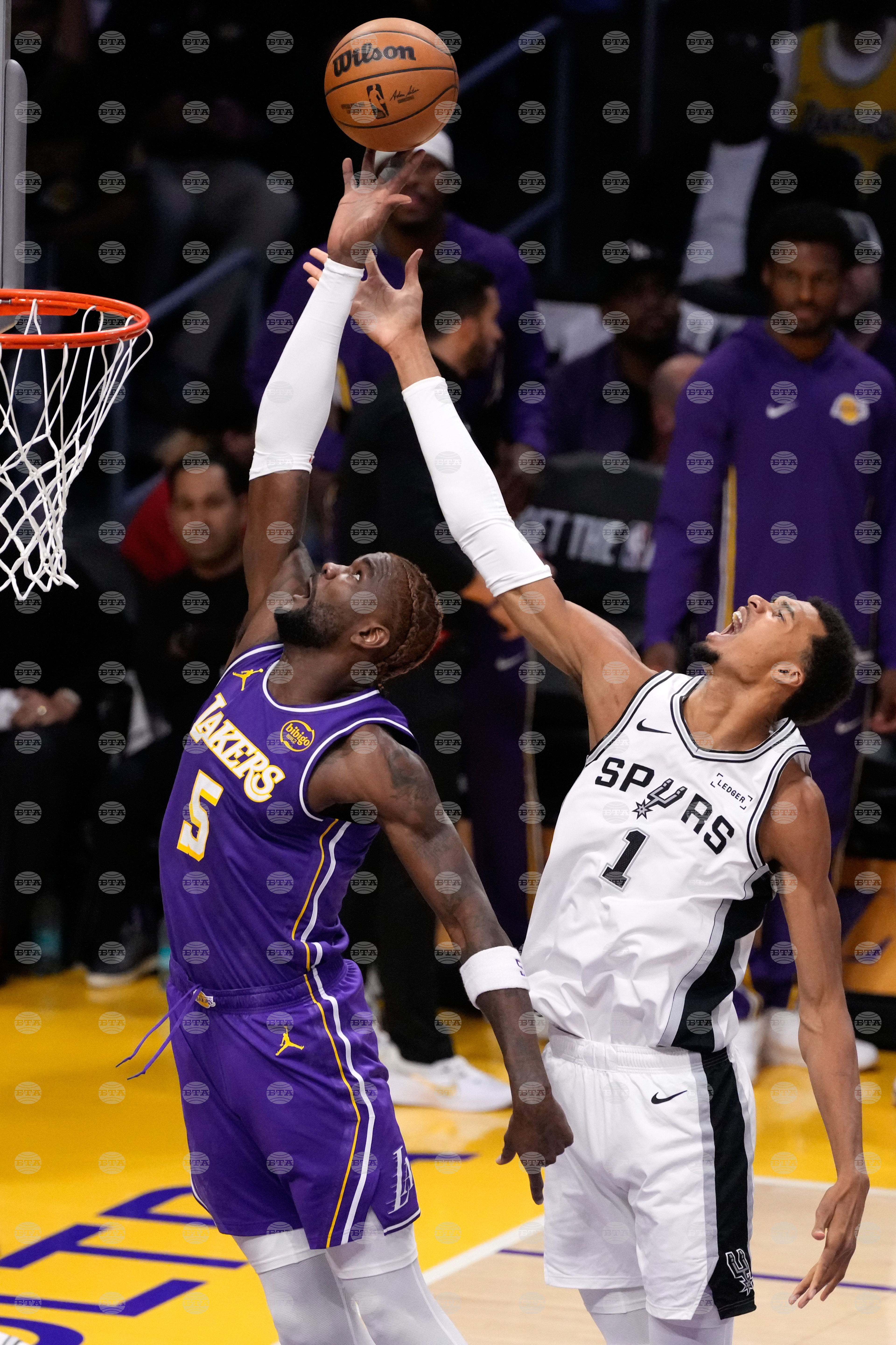 Spurs Lakers Basketball