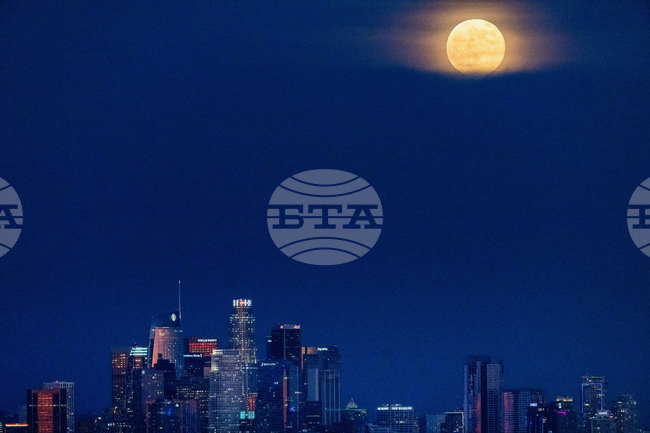 APTOPIX Supermoon California