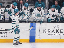 Sharks Kraken Hockey