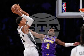 Spurs Lakers Basketball