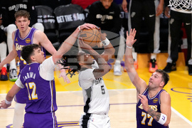 Spurs Lakers Basketball