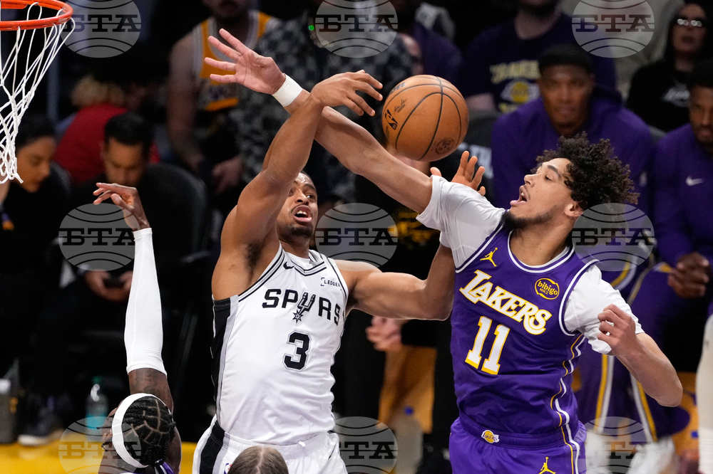 Spurs Lakers Basketball