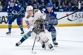 Blackhawks Canucks Hockey