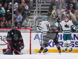 Sharks Kraken Hockey